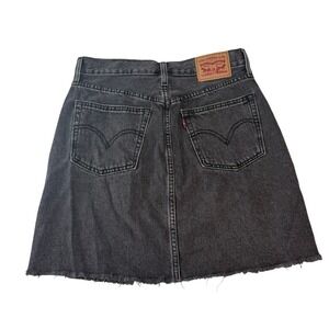 Levi's Womens Denim Mini Skirt Faded Black Raw Hem High Rise Size 27
